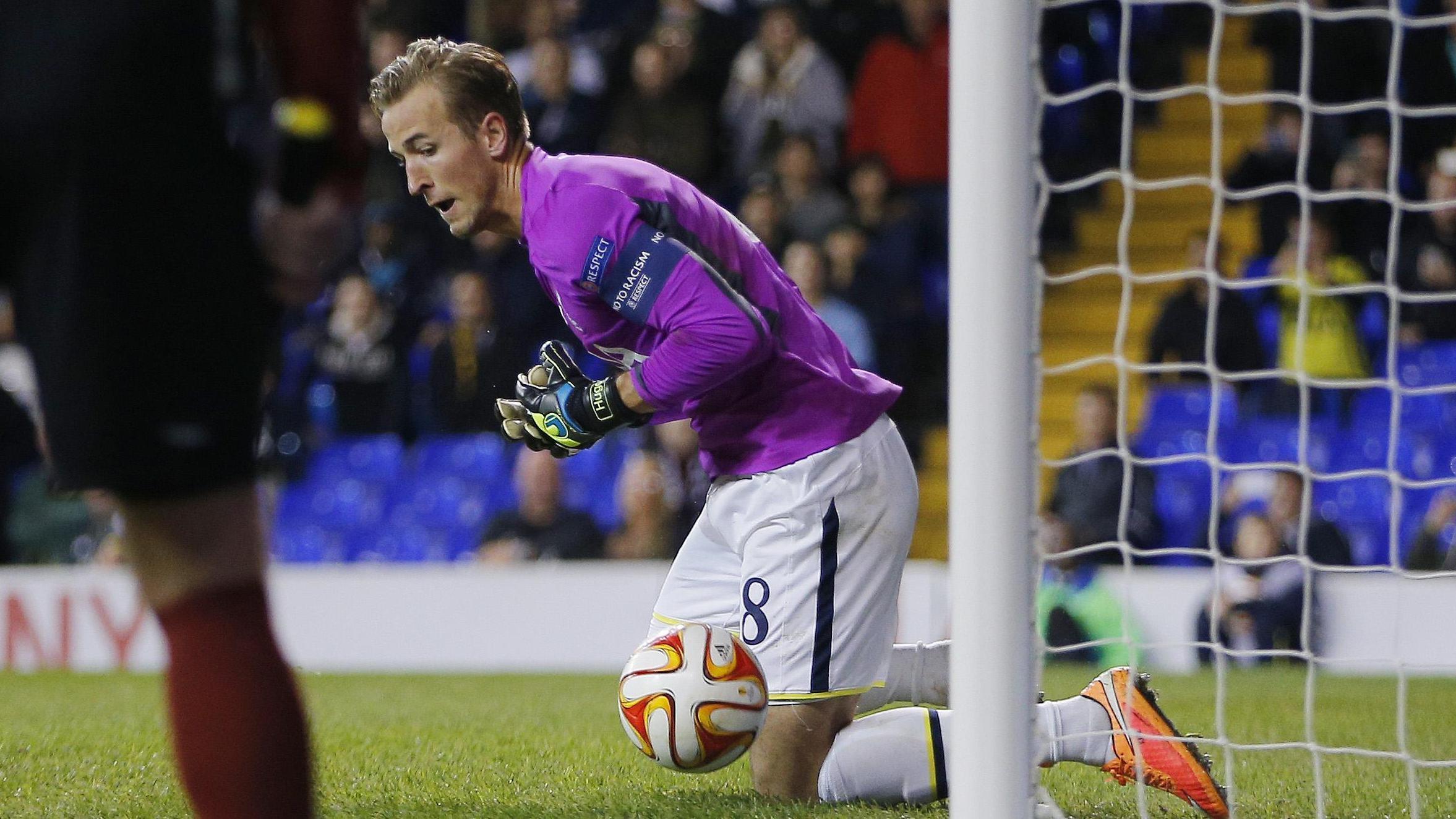 PG官方-三位门将全部受伤，凯恩成拜仁一线队唯一有门将出场经历的球员