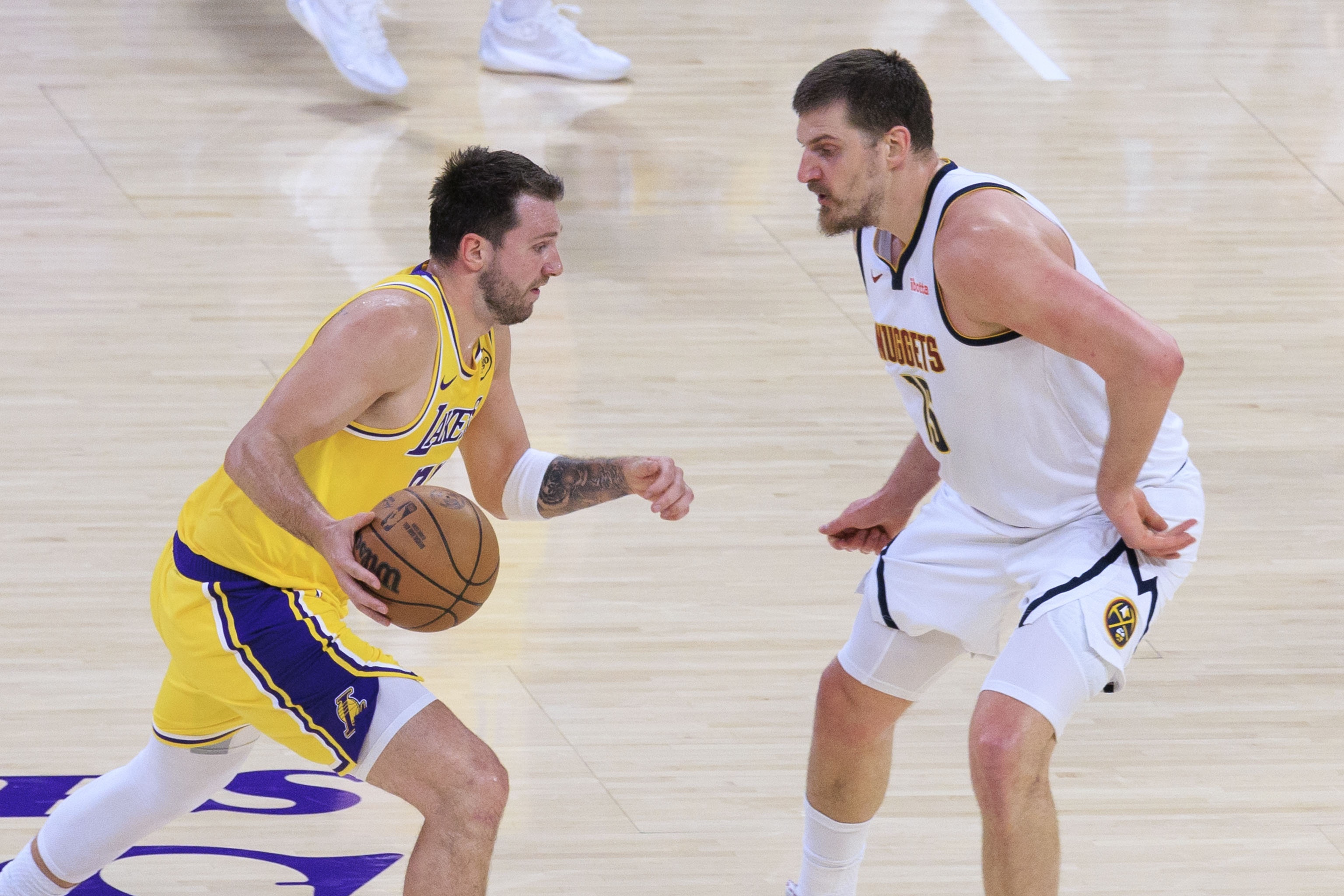 pg电子下载-收官阶段看点：湖矿狼火争夺三号种子席位 首轮能否迎来雷勇大战